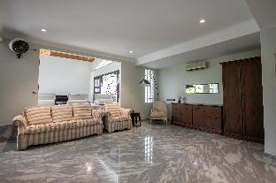 kontor mansion by le lodge