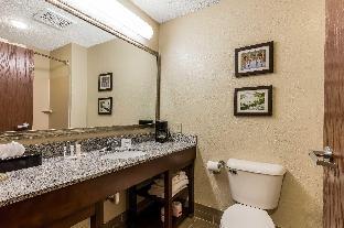 comfort suites jonesboro university area