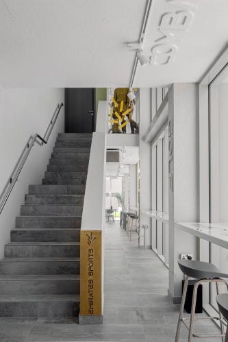 emirates sports hotel apartments