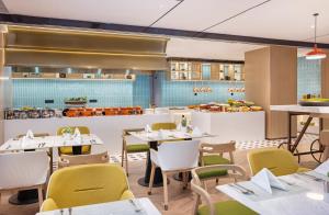 home2 suites by hilton chengdu kuanzhai alley