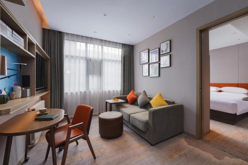 home2 suites by hilton wuhan hankou railway station