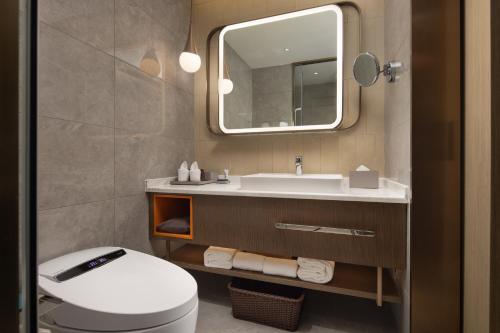 home2 suites by hilton wuhan hankou railway station