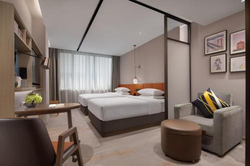 home2 suites by hilton wuhan hankou railway station