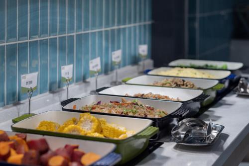 home2 suites by hilton wuhan hankou railway station