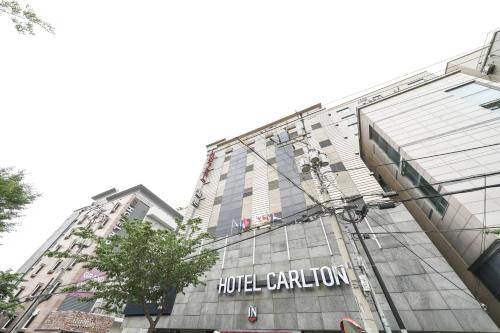 hotel carlton