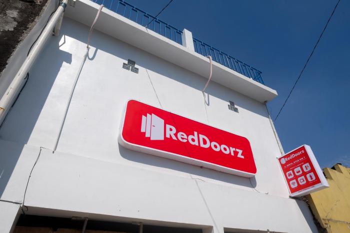 reddoorz jakal atas km 7