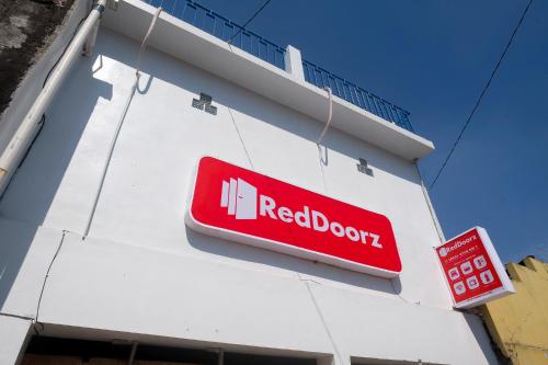reddoorz jakal atas km 7