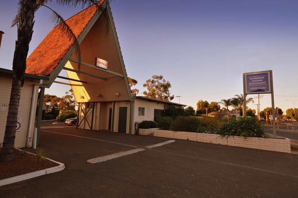 hospitality kalgoorlie surestay collection by best western
