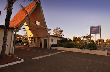 hospitality kalgoorlie surestay collection by best western