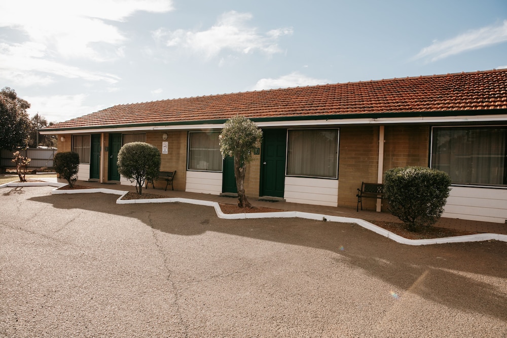 hospitality kalgoorlie surestay collection by best western