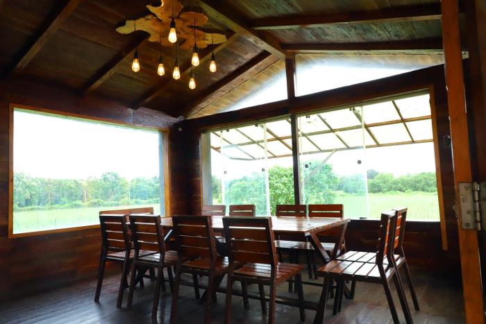 whispering woods chalet