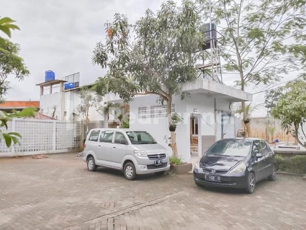 khayrizsan guest house