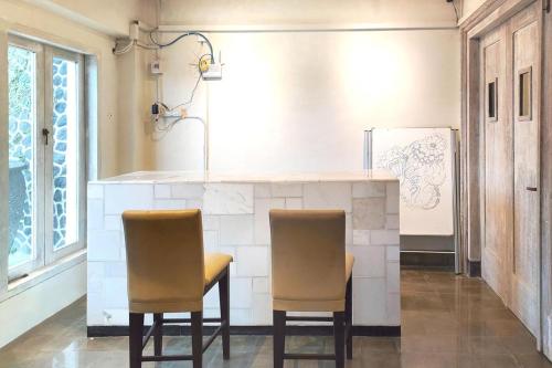 urbanview wisma nirwana tretes by reddoorz