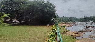 Riverok Resorts,India>>Athirapally,5 star
