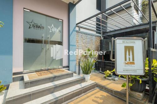 star hotel jaksa redpartner