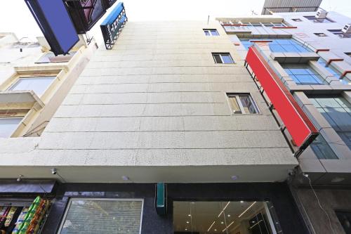 hotel decent suites delhi airport