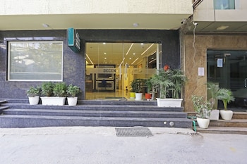Hotel Decent Suites - Delhi Airport,New Delhi>>Delhi,0 star