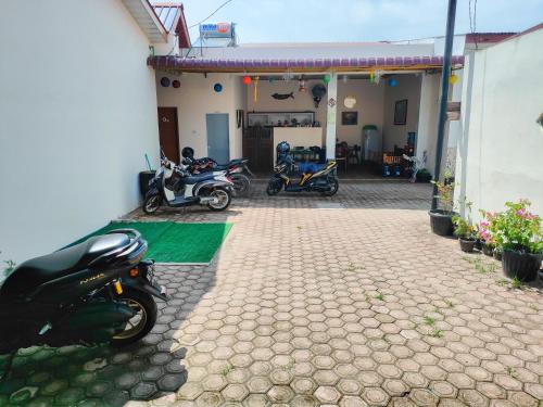 new era family homestay binjai redpartner