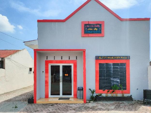 new era family homestay binjai redpartner