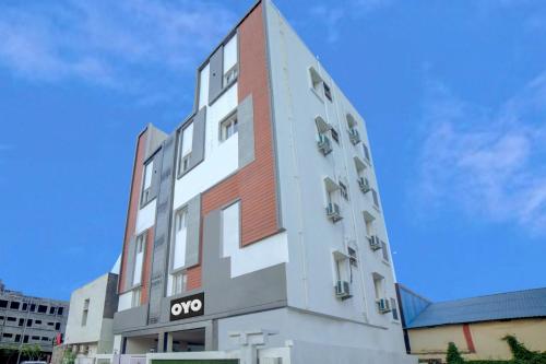 collection o hotel lakeview castle