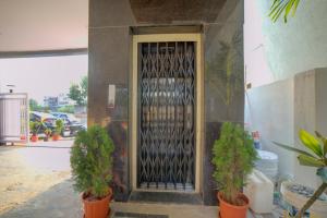 collection o hotel lakeview castle