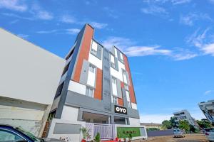 collection o hotel lakeview castle