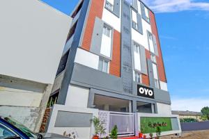 collection o hotel lakeview castle