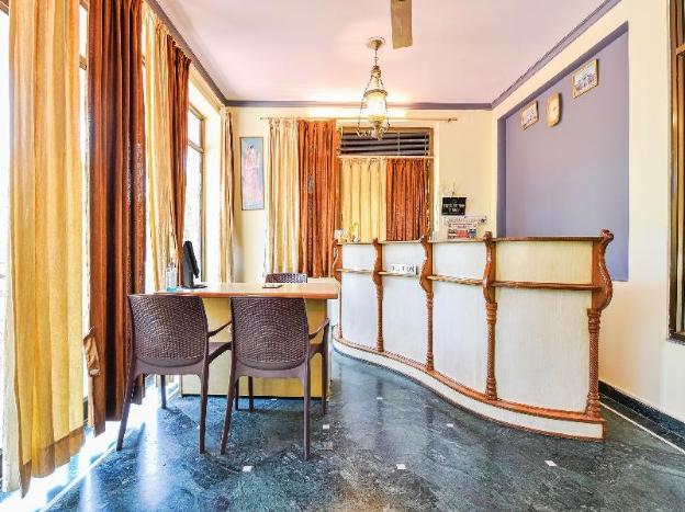 collection o bani park near collectorate circle formerly anuja palace