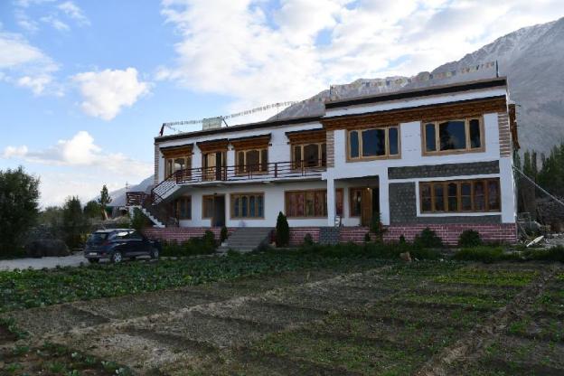 skayil guest house