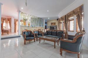 the arsy hotel tasikmalaya managed by pradiza