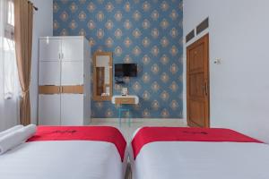 the arsy hotel tasikmalaya managed by pradiza