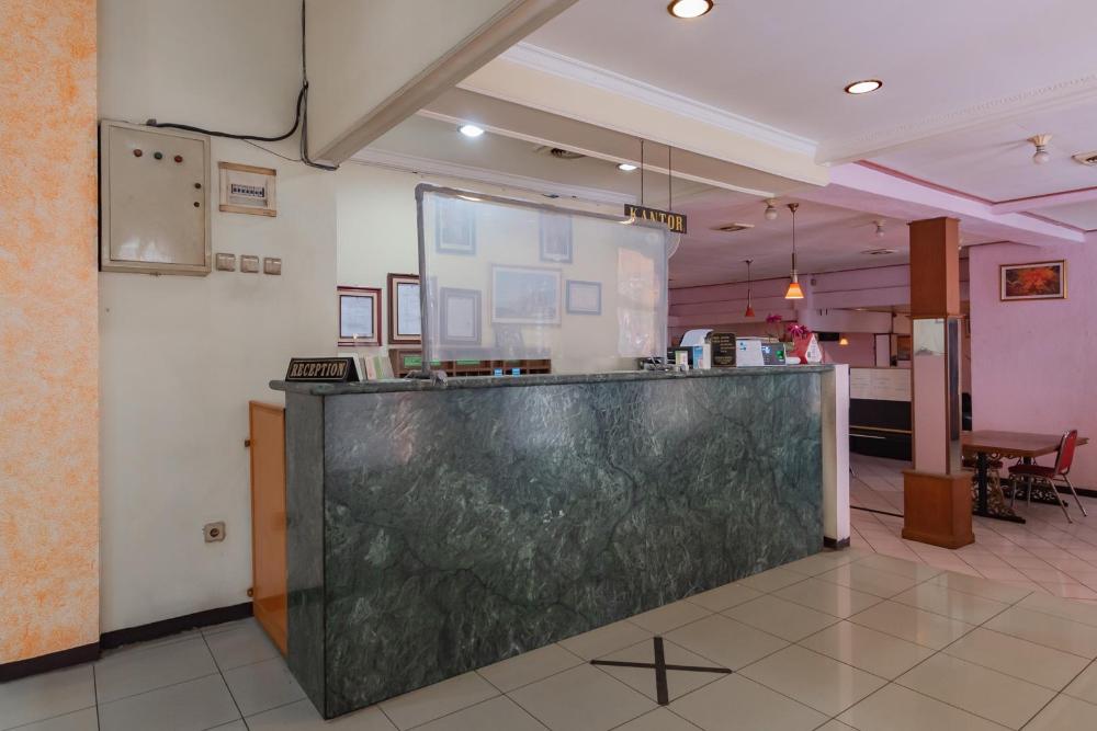 reddoorz achino hotel bandung