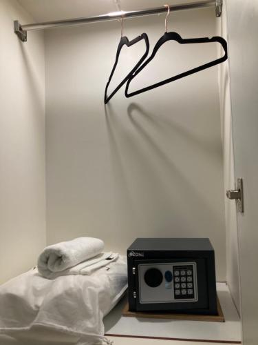 murali krishna apart hotel