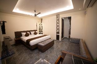 murali krishna apart hotel