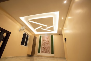 murali krishna apart hotel