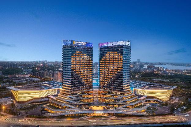 radisson collection lingang shanghai