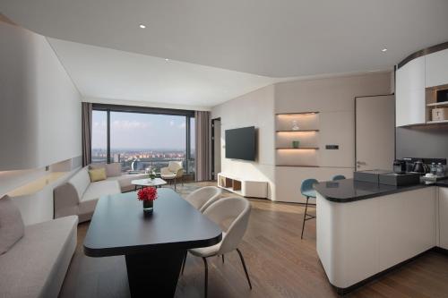 radisson collection lingang shanghai