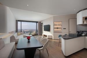 radisson collection lingang shanghai