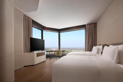 radisson collection lingang shanghai