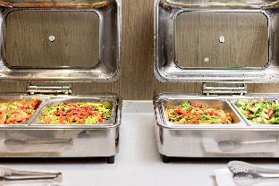 rezen hotel urumqi high speed railway station