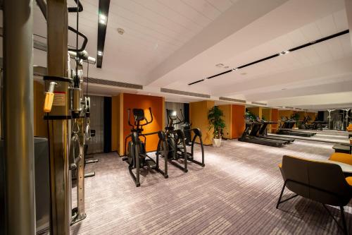 rezen select hotel guangzhou baiyun airport