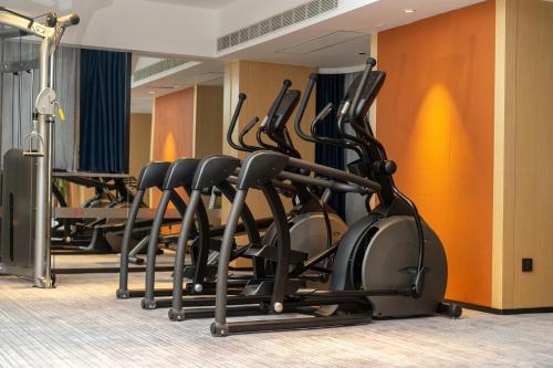 rezen select hotel guangzhou baiyun airport