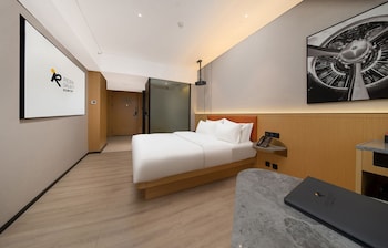rezen select hotel guangzhou baiyun airport