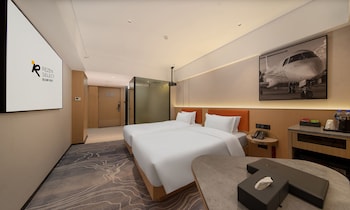 rezen select hotel guangzhou baiyun airport