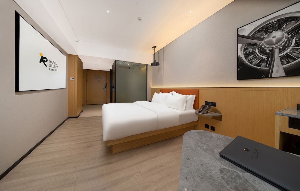 rezen select hotel guangzhou baiyun airport