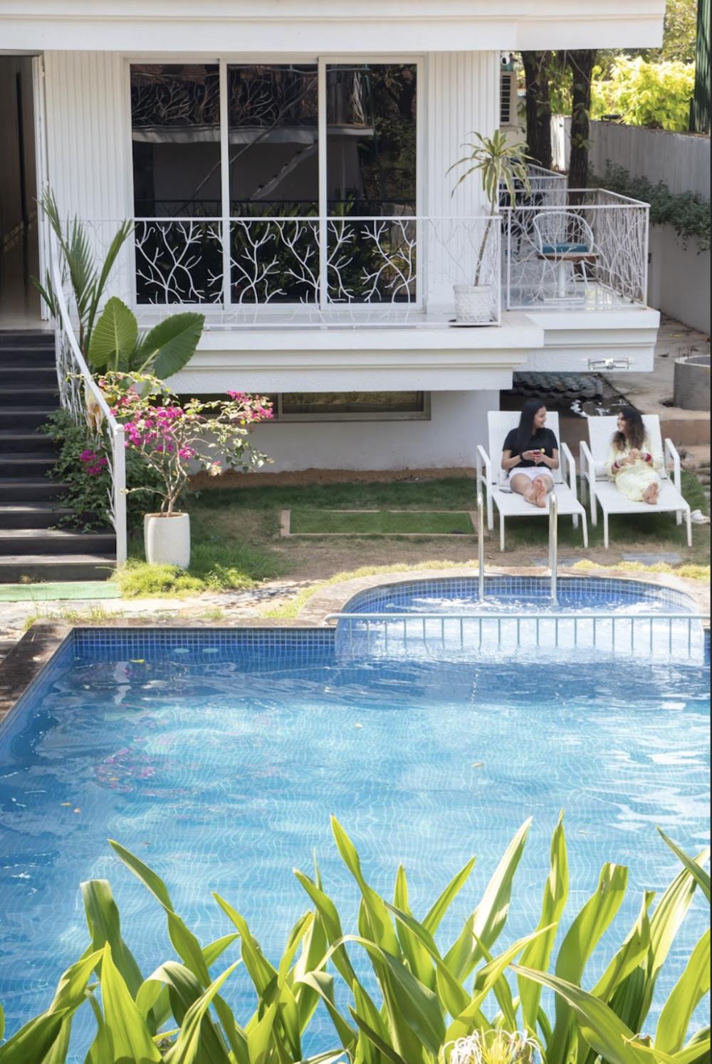 the mayfield resort vagator