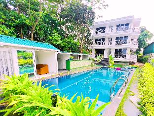 the mayfield resort vagator