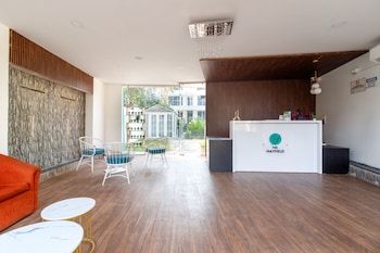 the mayfield resort vagator