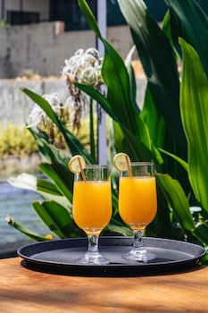 the mayfield resort vagator