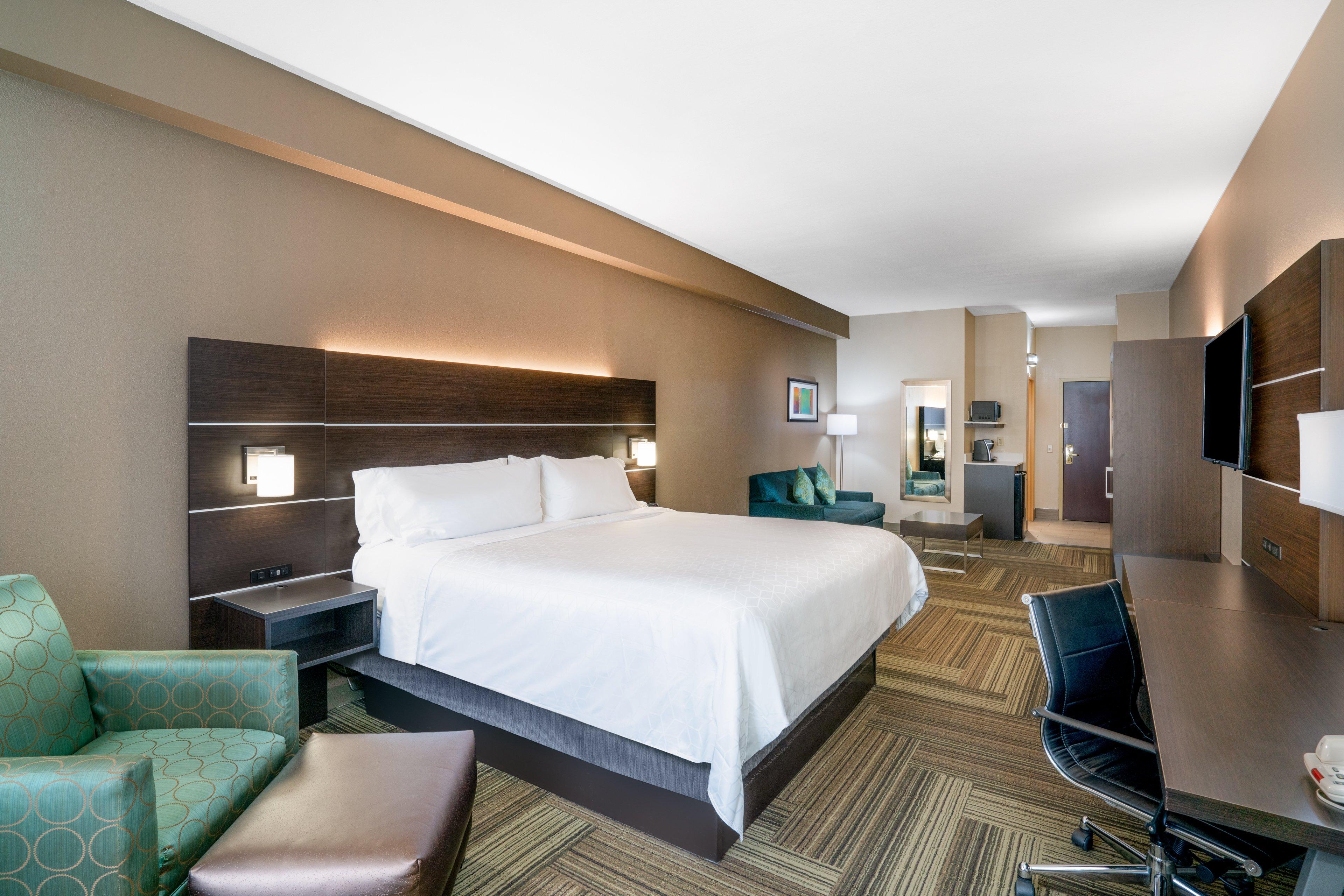 holiday inn express and suites ashland by ihg